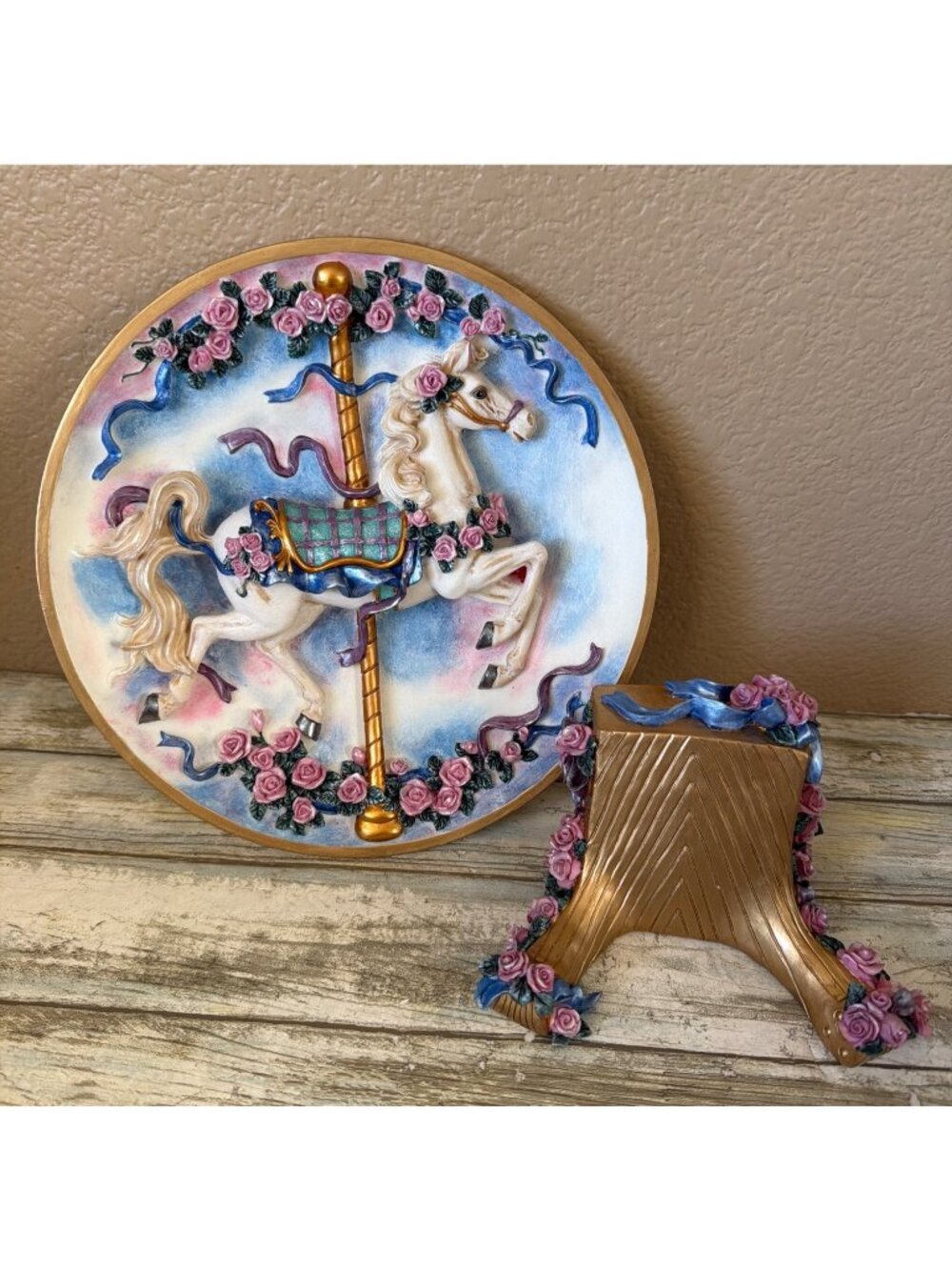 San Francisco Music Box Musical Carousel Plate with Stand in Box Nursery Decor - Picture 3 of 17